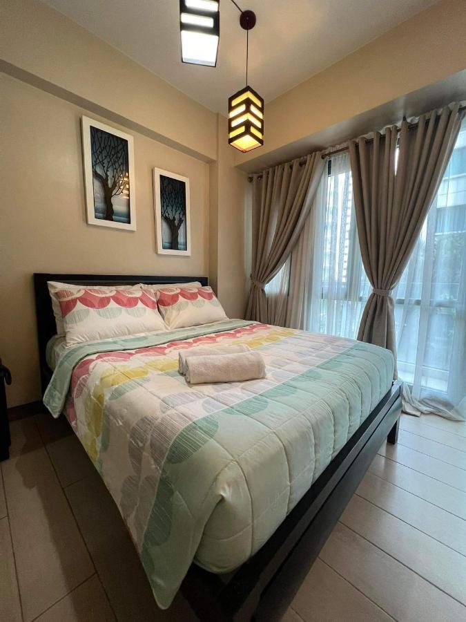 Palm Tree Two Villas Pasay Exterior photo