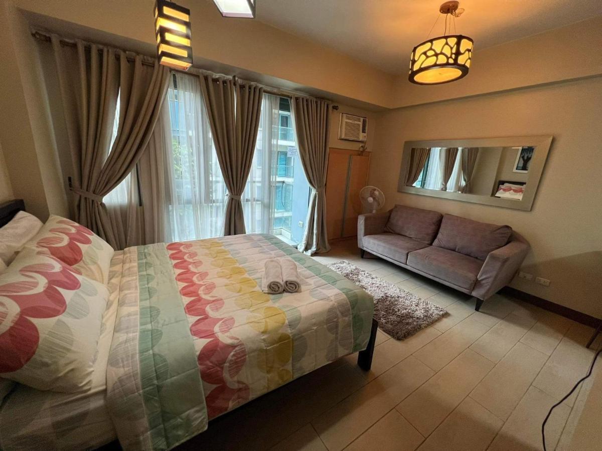 Palm Tree Two Villas Pasay Exterior photo